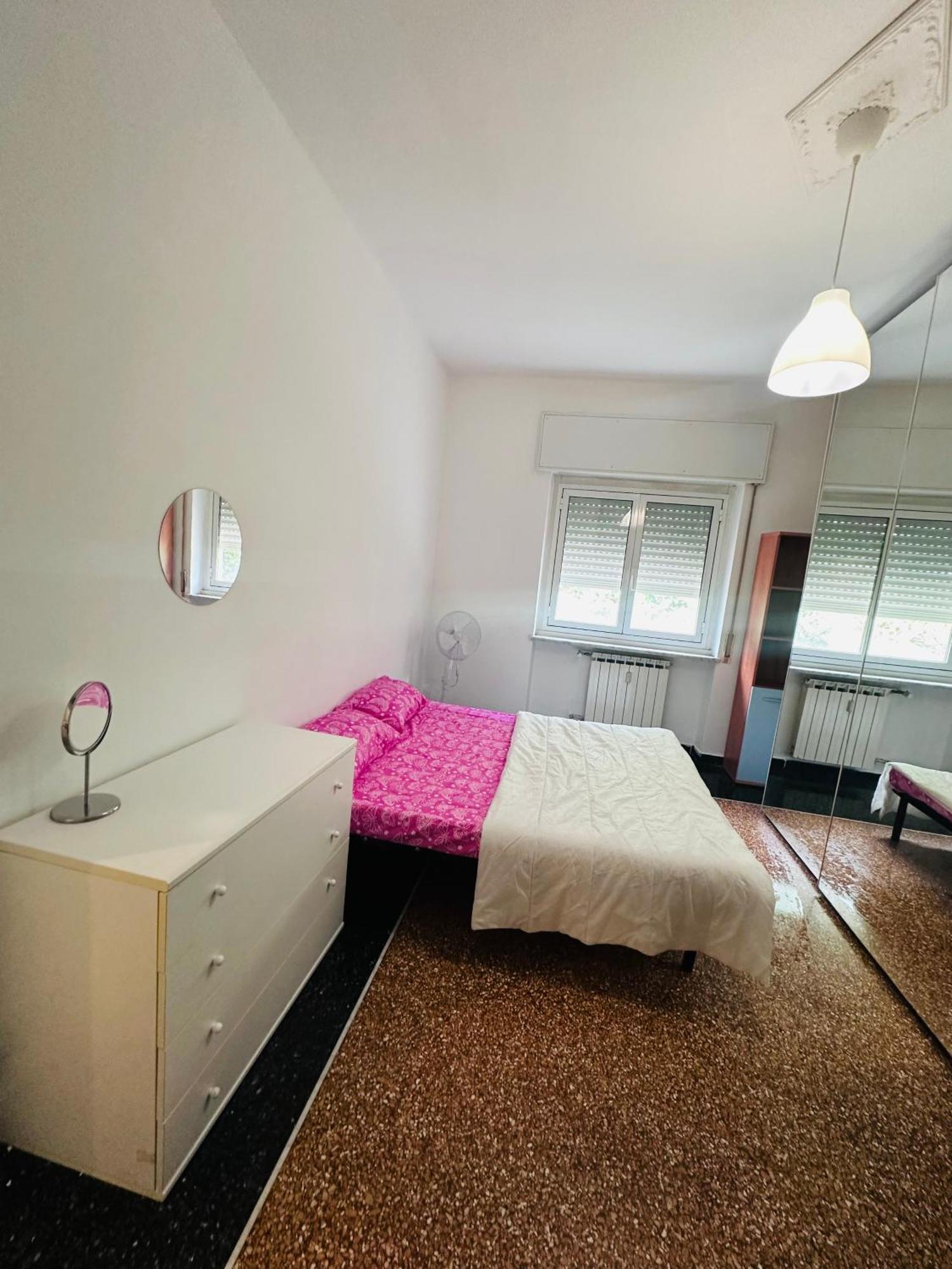 Entire 3 Bed Rooms Apartment,Centrum 제노바 외부 사진
