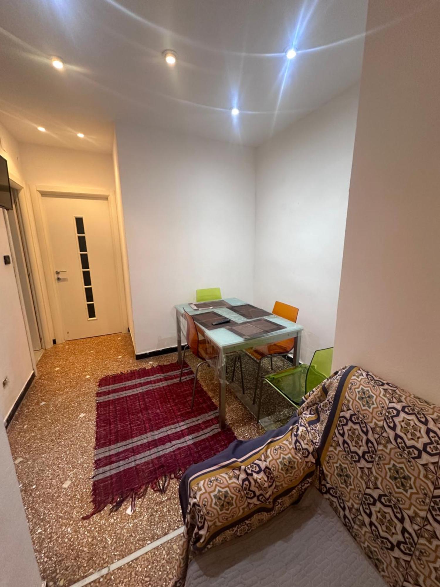 Entire 3 Bed Rooms Apartment,Centrum 제노바 외부 사진